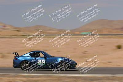 media/Jul-30-2022-Extreme Speed Twilight (Sat) [[245dd23dbe]]/Blue Beginner/220PM Turn 11/